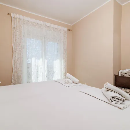 Malerisches Nur 350 Meter Zum Mit Panoramameerblick, Pool, Aussendusche Apartman *