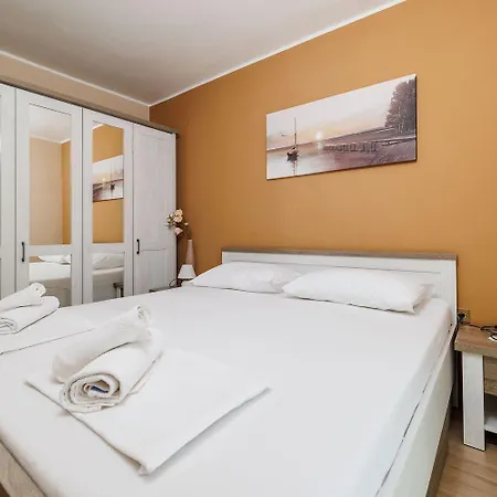 Apartment Malerisches Nur 350 Meter Zum Mit Panoramameerblick, Pool, Aussendusche